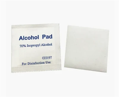 Toallitas desechables con 70% de alcohol para uso médico